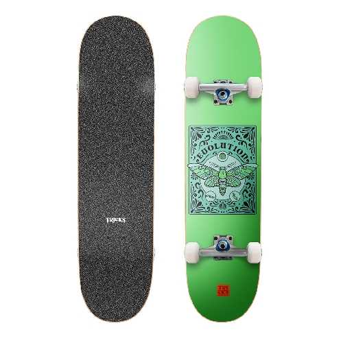 TRICKS EVOLUTION COMPLETE DECK 8.125 x 31.85