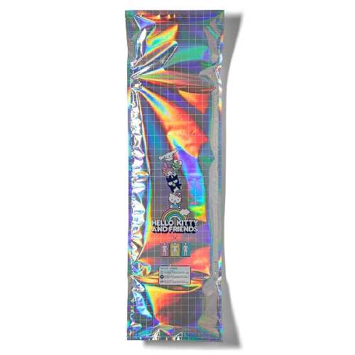 GIRL MALTO HELLO KITTY RAINBOW DECK 8.25 X 31.875